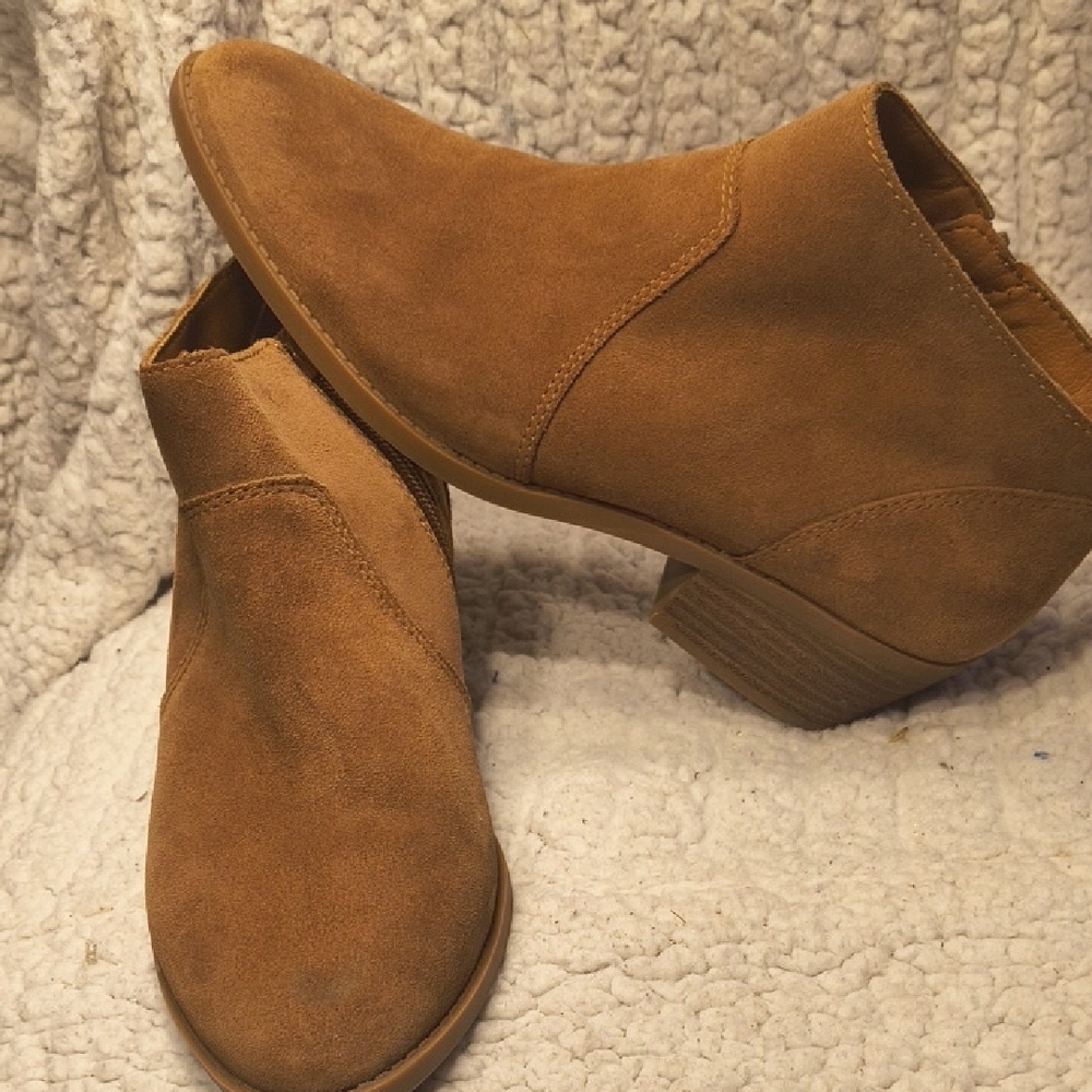 Lucky Brand Brown Ankle Booties